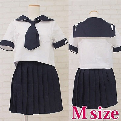 私立女子学園のセーラー服（夏服）　Ｍ